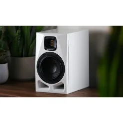 ADAM Audio A4V 4