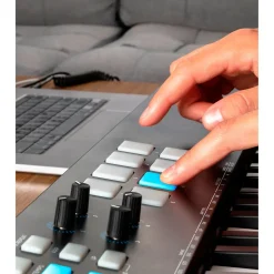 Alesis V61 MKII 61-Key Keyboard Controller