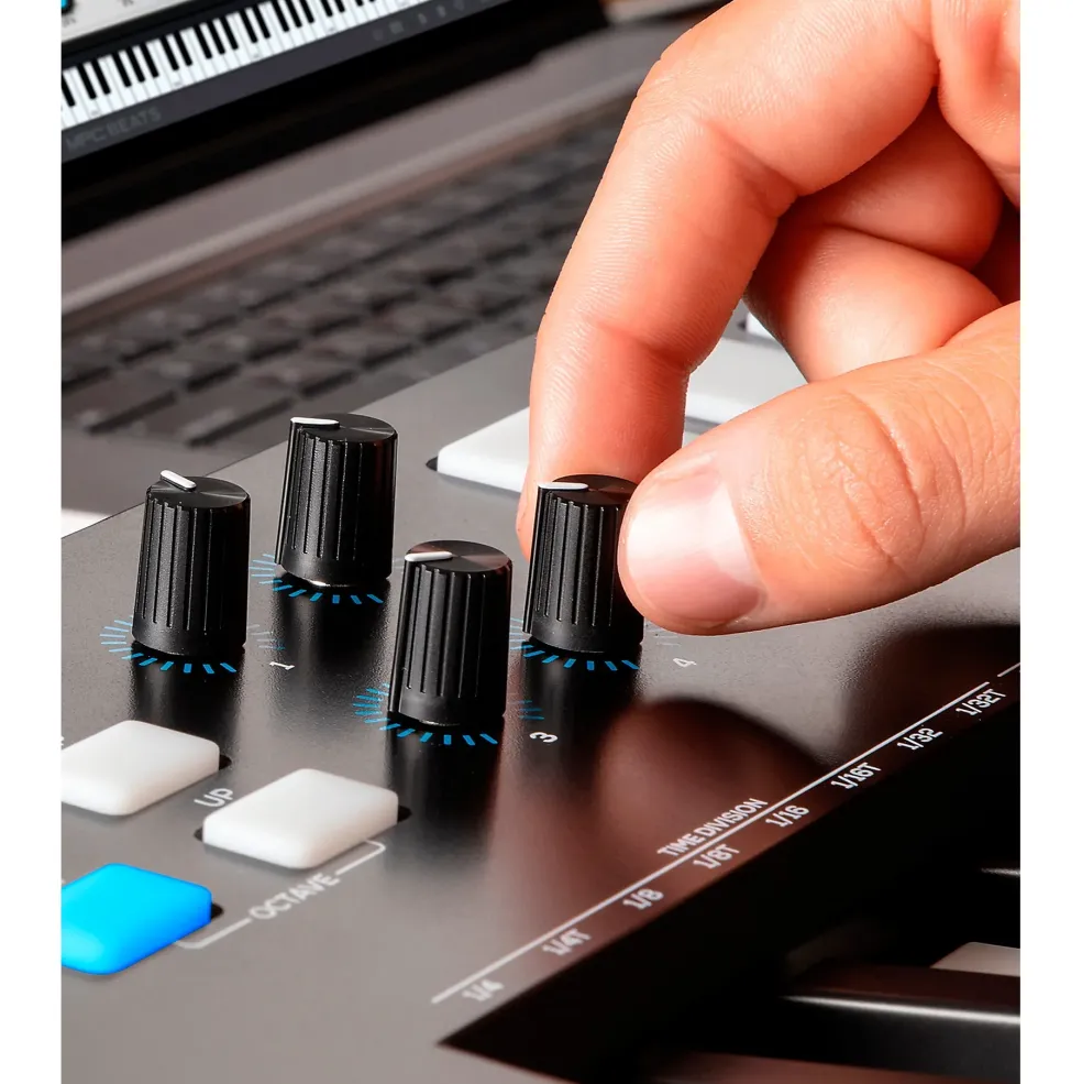 Alesis V25 MKII 25-Key Keyboard Controller
