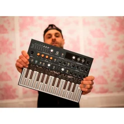 Arturia MicroFreak Hybrid Synthesizer