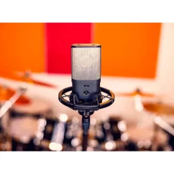 Austrian Audio OC16 Cardioid Pattern Precision Microphone Studio Set