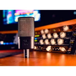 Austrian Audio OC16 Cardioid Pattern Precision Microphone Studio Set