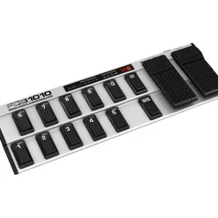 Behringer FCB1010 MIDI Foot Controller