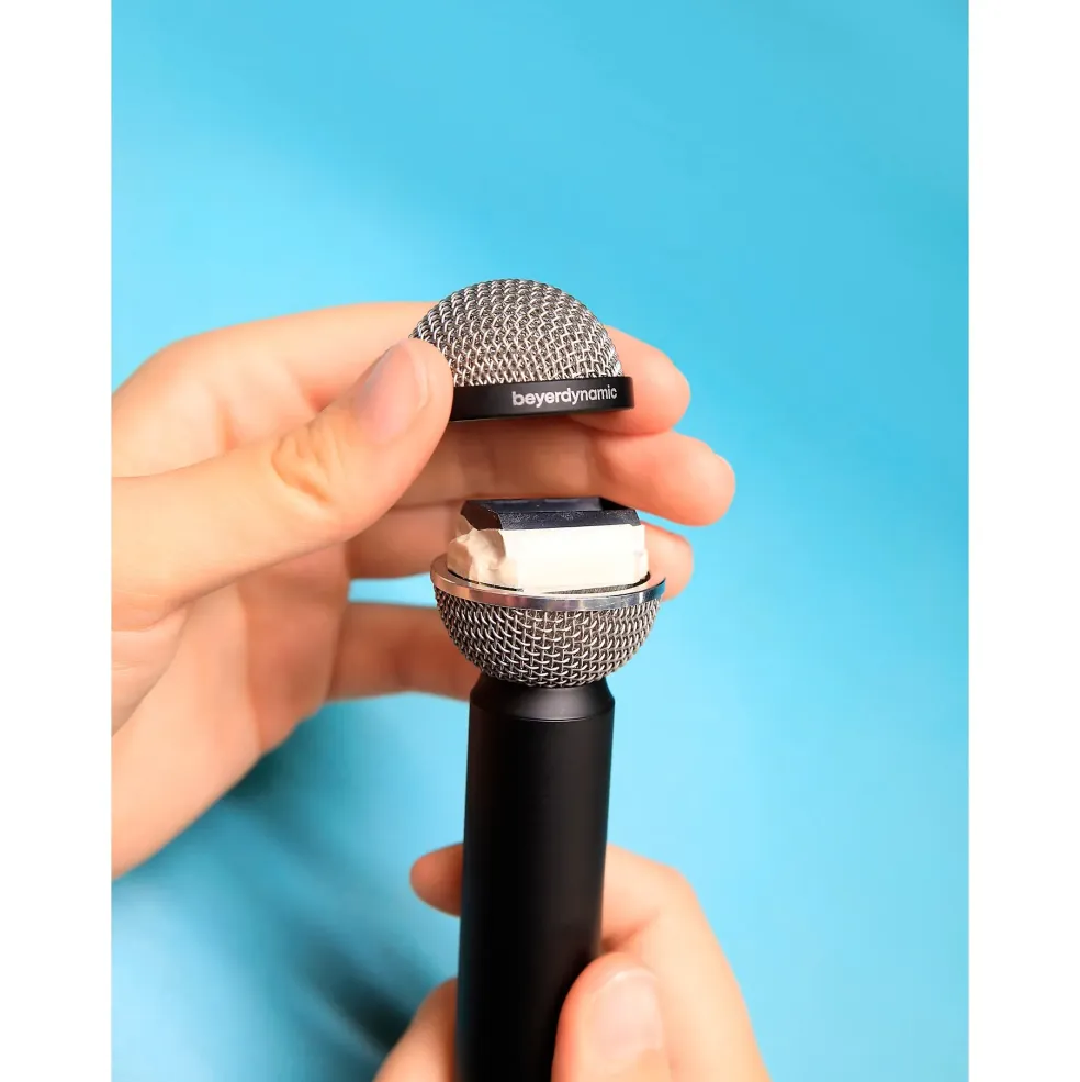 beyerdynamic M 160 Dynamic Double-Ribbon Microphone (Hypercardioid)