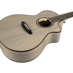Breedlove Oregon All Solid Myrtlewood Limited-Edition Concert Acoustic-Electric Guitar Permafrost