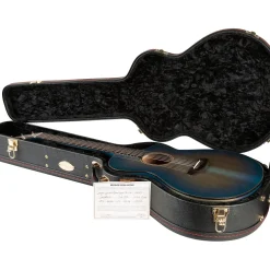 Breedlove Oregon Limited Myrtlewood-Myrtlewood Concert CE Acoustic-Electric Guitar Blue Eyes