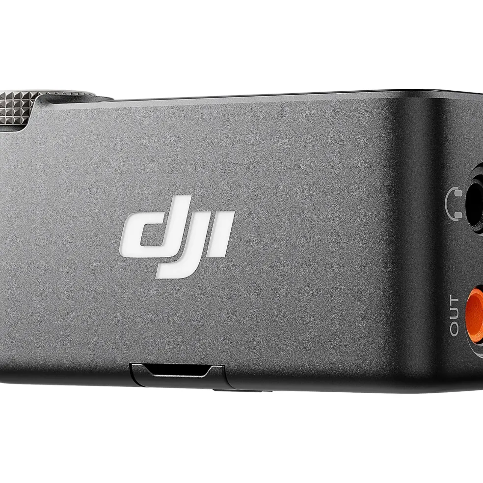 DJI Mic 2 2-Person Compact Digital Wireless Microphone System/Recorder for Camera & Smartphone