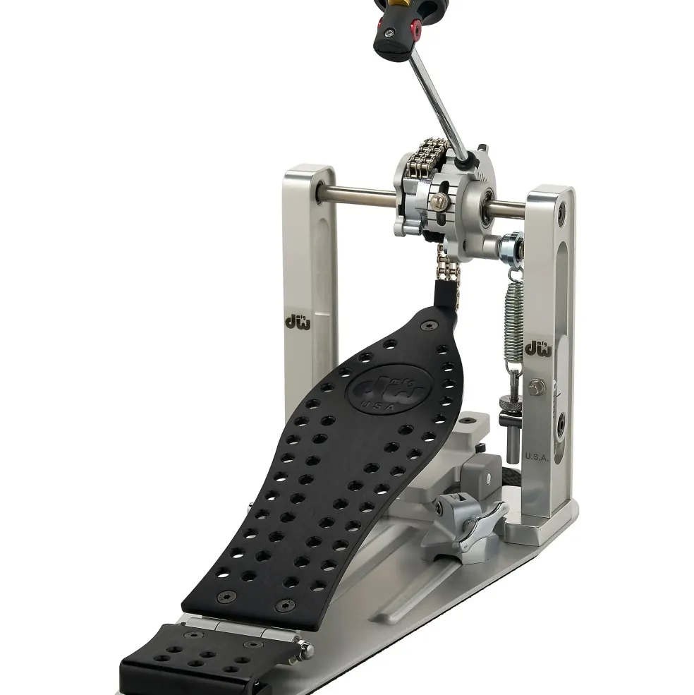 DW Colorboard Machined Chain Drive Single Bass Drum Pedal With Graphite Footboard