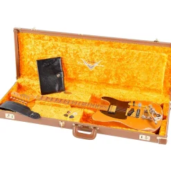 Fender Custom Shop '50s Vibra Telecaster Limited-Edition Heavy Relic Electric Guitar Aztec Gold