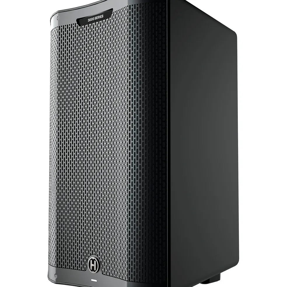 Harbinger VARI V3415 15" Powered Speakers Package With Avenue II Road Runner Bags