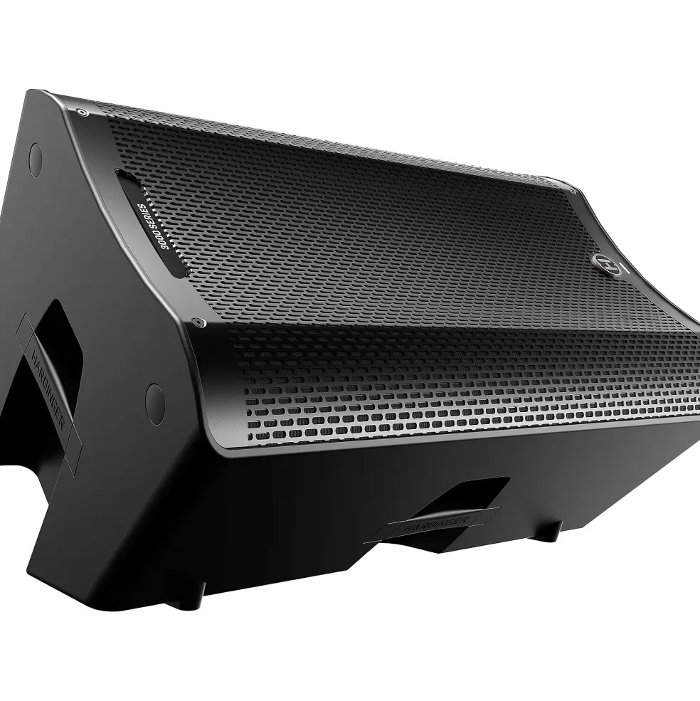 Harbinger VARI V3415 15" Powered Speakers Package With Avenue II Road Runner Bags