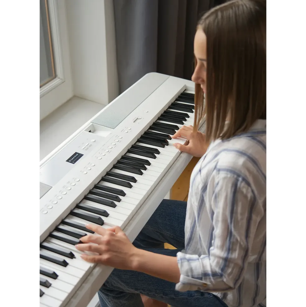 Kawai ES520 Digital Piano White