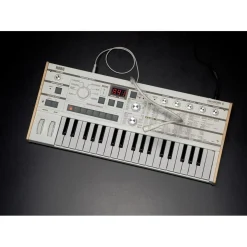 KORG microKORG-S Synthesizer/Vocoder With Built-In Speaker System