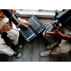 Mackie DLZ Creator Adaptive Digital Mixer for Podcasting and Streaming