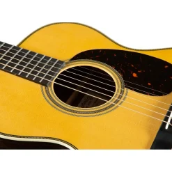 Martin 000-28 Eric Clapton Signature Auditorium Acoustic Guitar Natural
