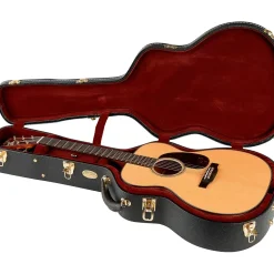 Martin 000-18 Modern Deluxe Acoustic Guitar Natural