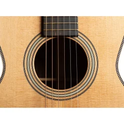 Martin 012-28 Modern Deluxe 12-Fret Acoustic Guitar Natural
