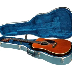 Martin Rich Robinson Custom Signature Edition D-28 Dreadnought Acoustic Guitar Natural