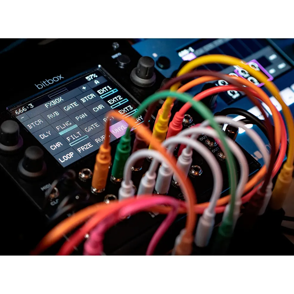1010music Bitbox mk2 Eurorack Performance Sampler with Touchscreen - Black