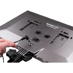 NANLITE LumiPad 25 High-Output Dimmable Adjustable Bicolor Slim Soft Light AC/Battery-Powered LED Panel