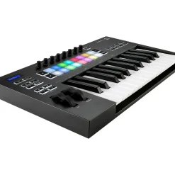 Novation Launchkey 25 [MK3] Keyboard Controller