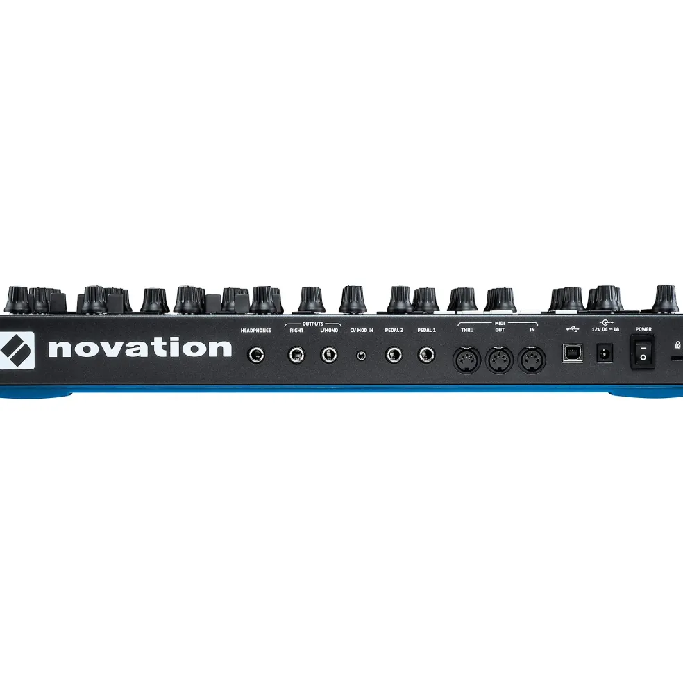 Novation Peak 8-Voice Desktop and Exquis MPE Bundle
