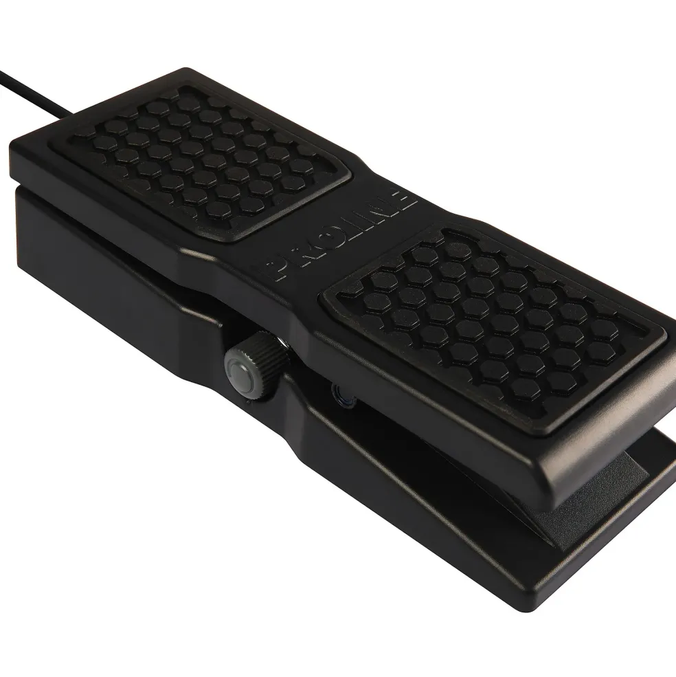Oberheim OB-X8 Desktop Module With Sustain and Expression Pedals, Audio Cables
