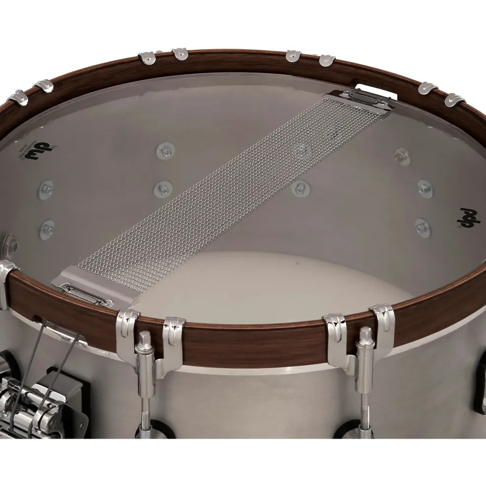 PDP by DW Concept Select Aluminum Snare Drum With Walnut Hoops 14 x 6.5 in. Aluminum