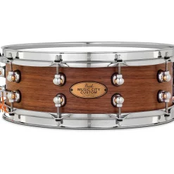 Pearl Music City Custom Solid Shell Snare Walnut in Hand-Rubbed Natural Finish 14 x 5 in.