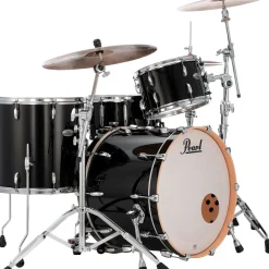 Pearl Professional Maple 3-Piece Shell Pack with 22" Bass Drum Piano Black