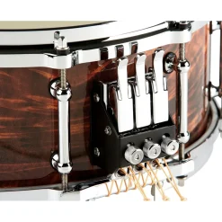 Pearl Symphonic Maple Snare Drum with Multi-Timbre Strainer Artisan II Natural Feathered Walnut (#468) 14x5.5