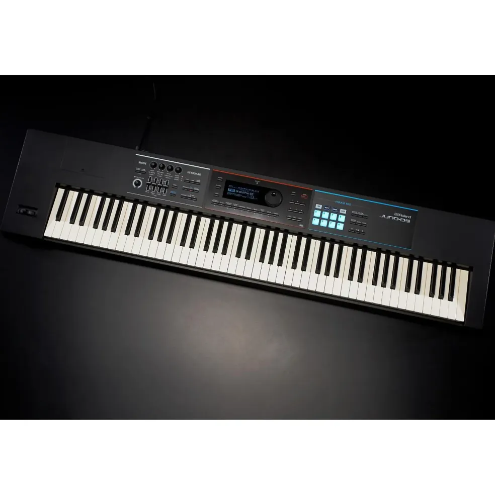 Roland JUNO-DS88 Synthesizer