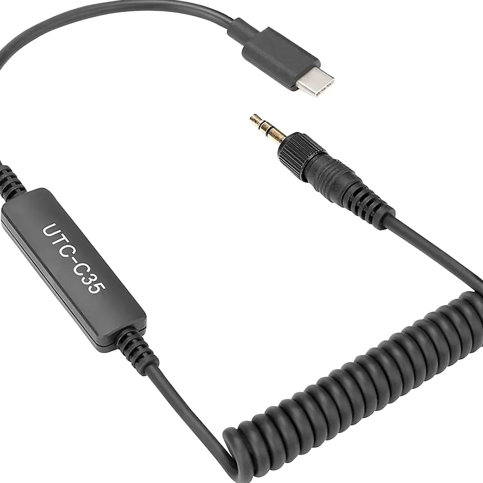 Saramonic UTC-C35 Locking 3.5mm Male to USB Type-C Cable with A-to-D Converter Cable