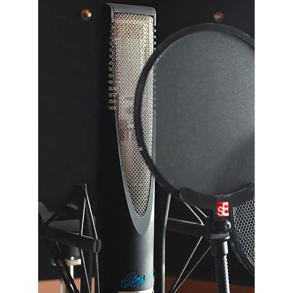 sE Electronics Rupert Neve Active Ribbon Microphone