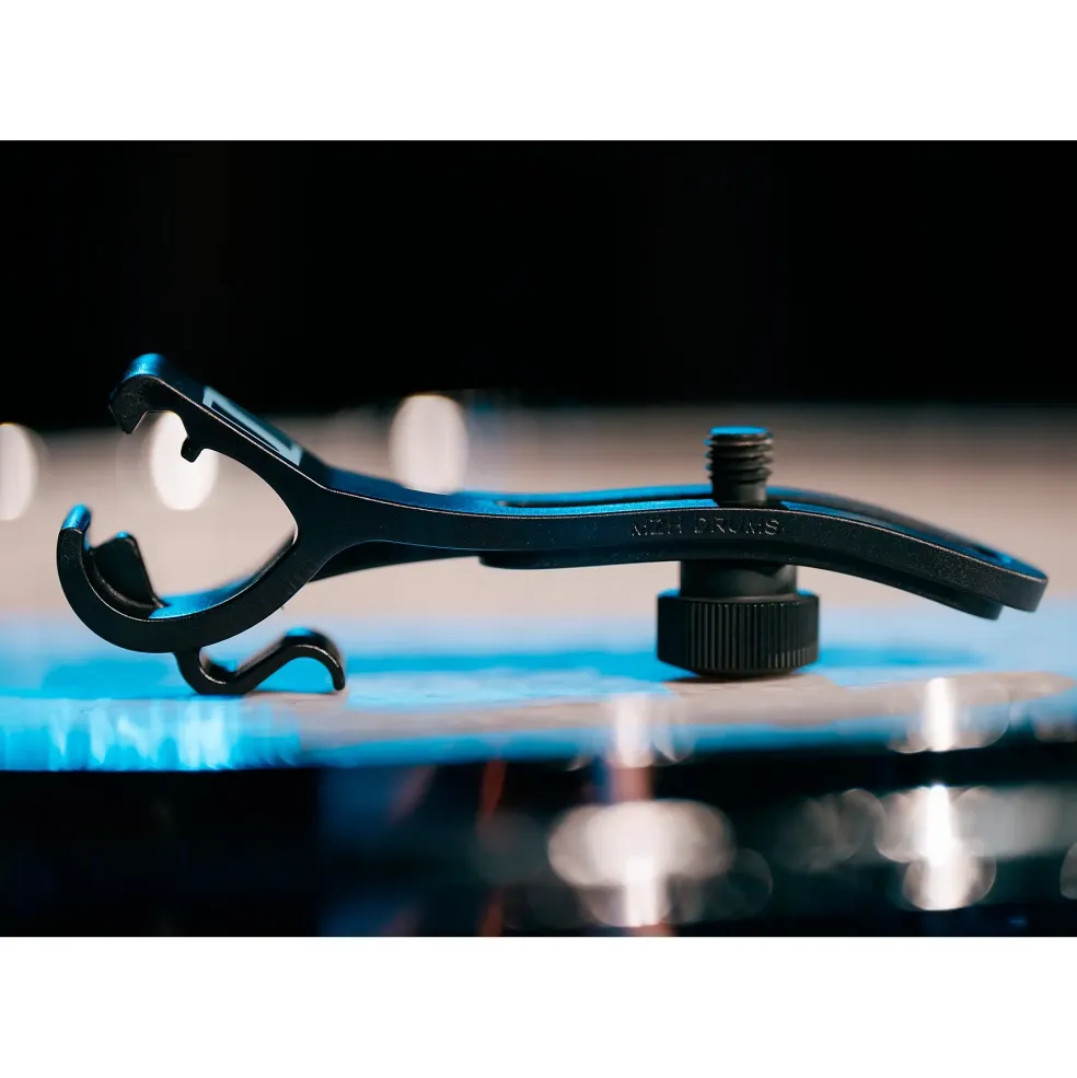 Sennheiser MD 421 KOMPAKT + DRUM CLAMP Multipurpose Dynamic Cardioid Microphone with Drum Clamp