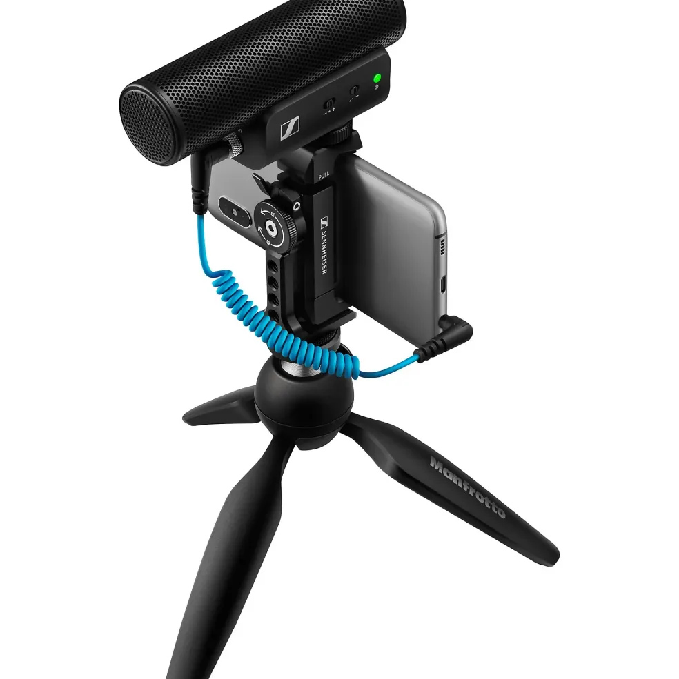 Sennheiser MKE 400 Mobile Kit - Includes MKE 400 Shotgun Microphone, Manfrotto PIXI Mini Tripod and Sennheiser Smartphone Clamp
