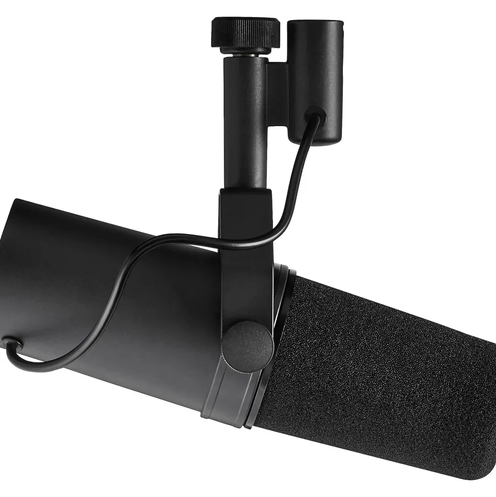 Shure SM7B Dynamic Vocal Microphone and Cloudlifter CL-1 Preamplifier Bundle