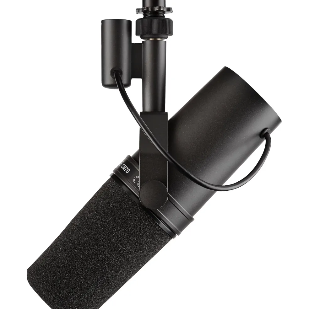 Shure SM7B with Cloudlifter CL-1 & Accessories