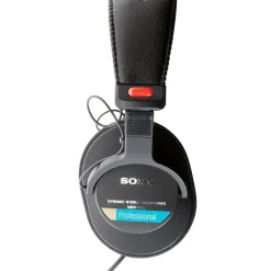 Sony MDR-7506 Professional Closed-Back Headphones