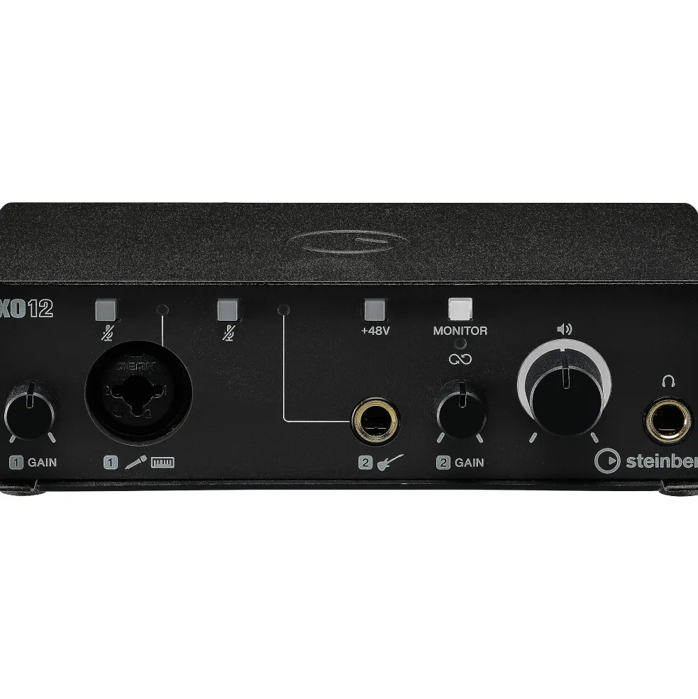 Steinberg IXO12 Audio Interface with One Mic Preamp Black