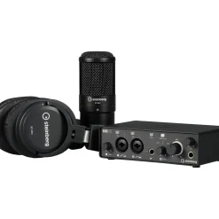 Steinberg IXO22 B Recording Pack with Mic & Headphones