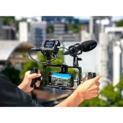 TASCAM FR-AV2 Compact 32-Bit Field Recorder & Timecode Generator
