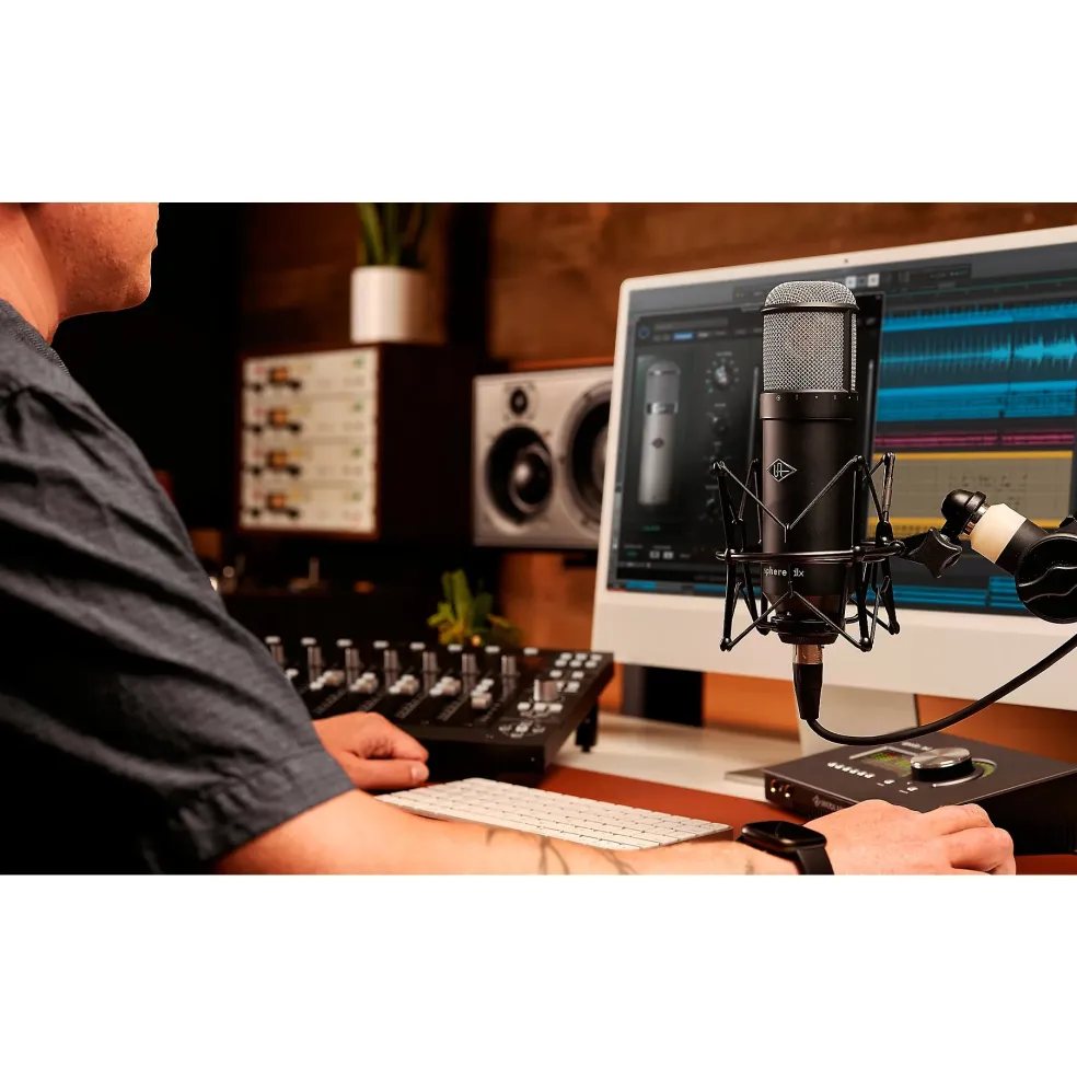 Universal Audio Sphere DLX Modeling Microphone
