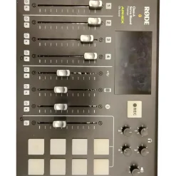 Used RODE RODECASTER PRO