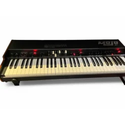 Used Crumar mojo 61 Organ