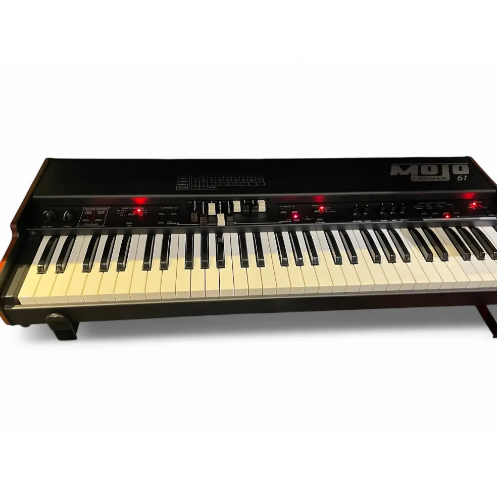 Used Crumar mojo 61 Organ
