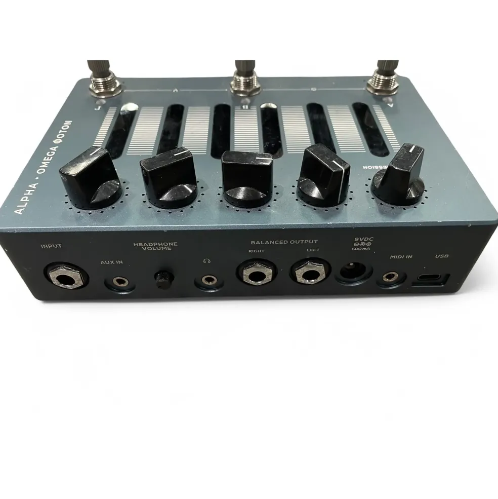 Used Darkglass ALPHA OMEGA PHOTON Bass Effect Pedal