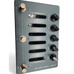 Used Darkglass PHOTON Bass Effect Pedal