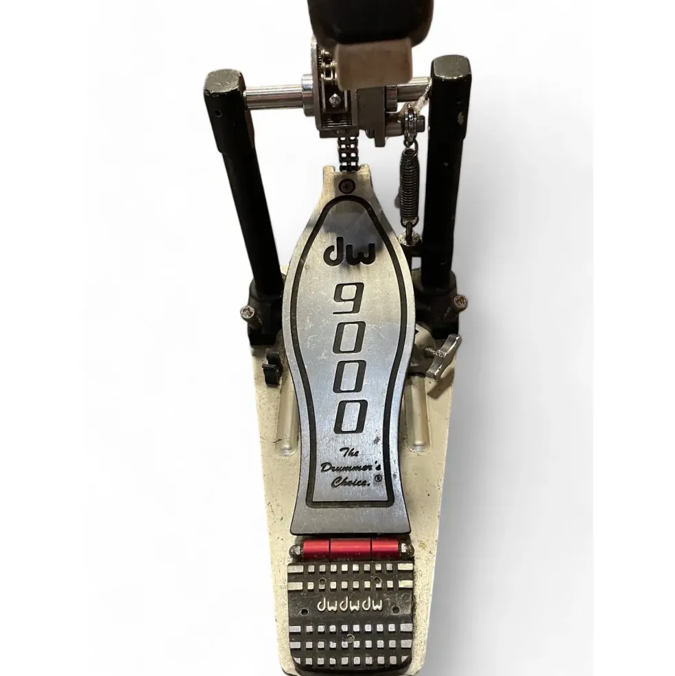 Used DW 9000 Series Single Single Bass Drum Pedal