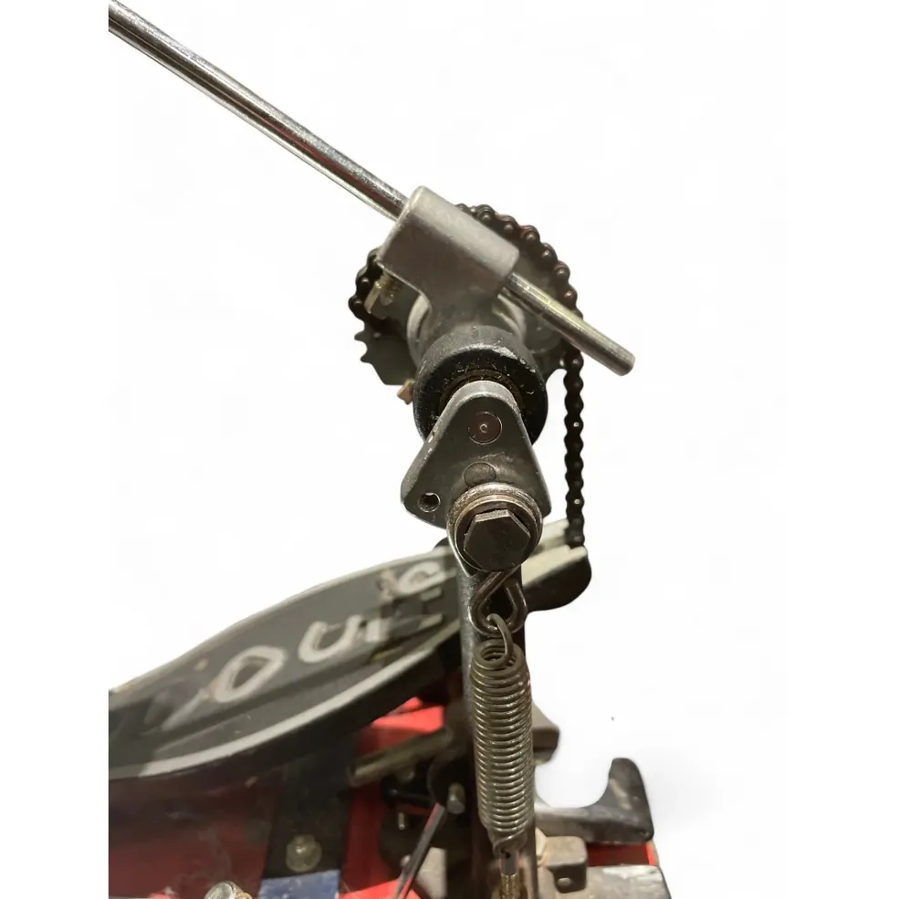 Used DW 9000 Series Single Single Bass Drum Pedal